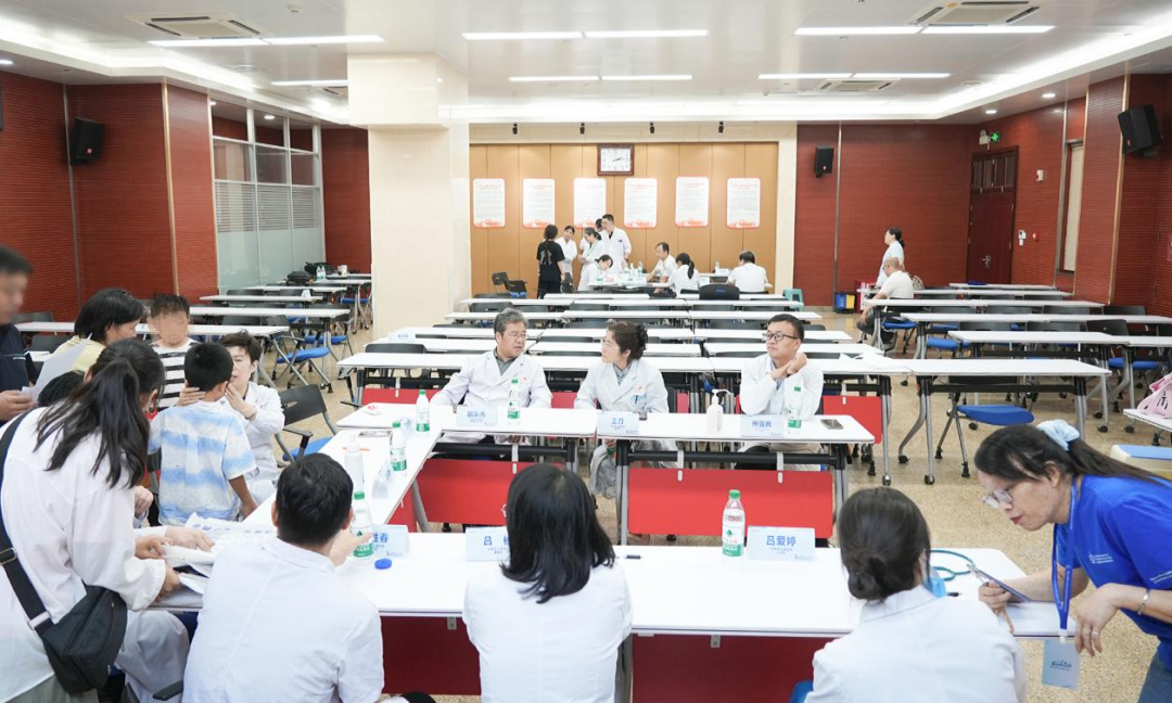 河南儿童医院义诊成功举办